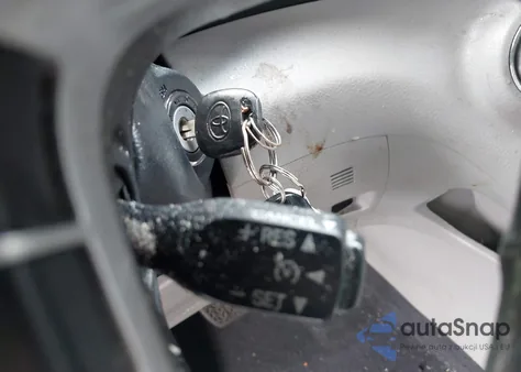 2013 Toyota Highlander Base Plus V6 из США, поврежденный, VIN 5TDBK3EH8DS189583